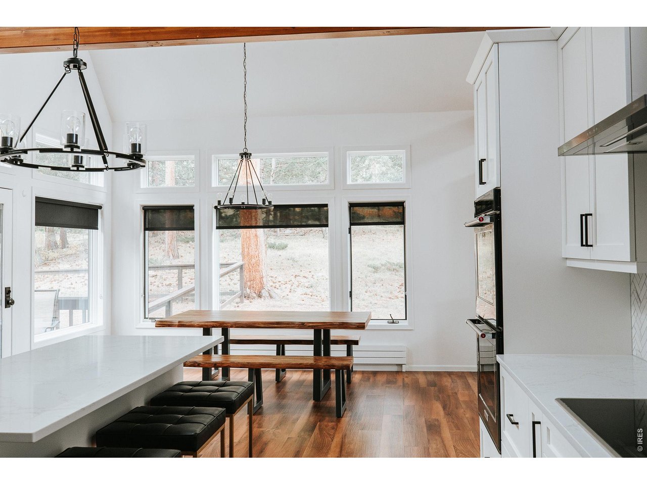 3202 Thunder Mountain Ln