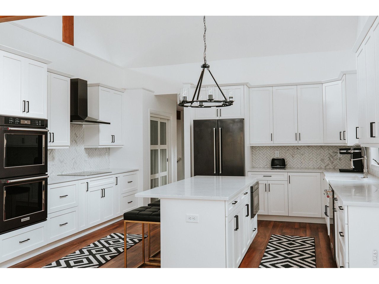 3202 Thunder Mountain Ln