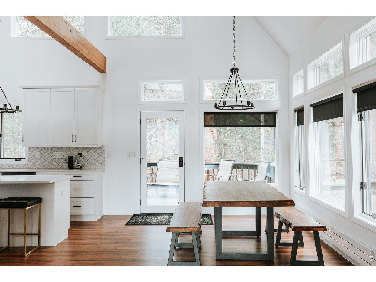 3202 Thunder Mountain Ln