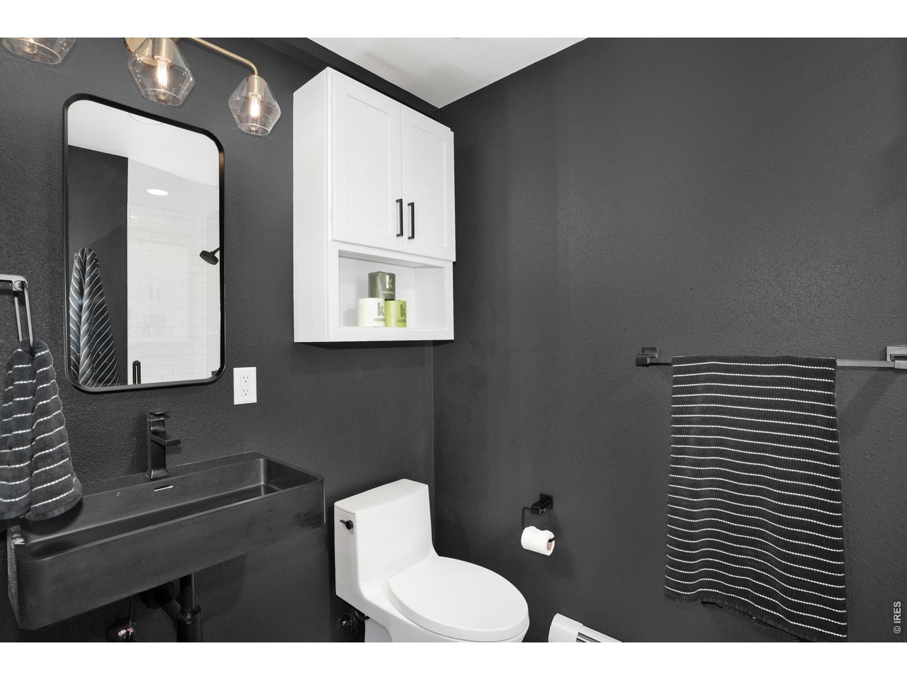 3202 Thunder Mountain Ln