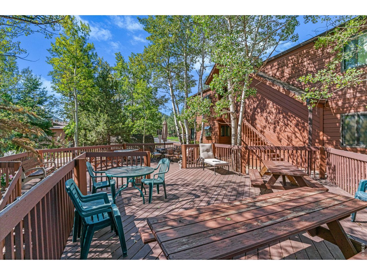 1050 S Saint Vrain Ave L-4
