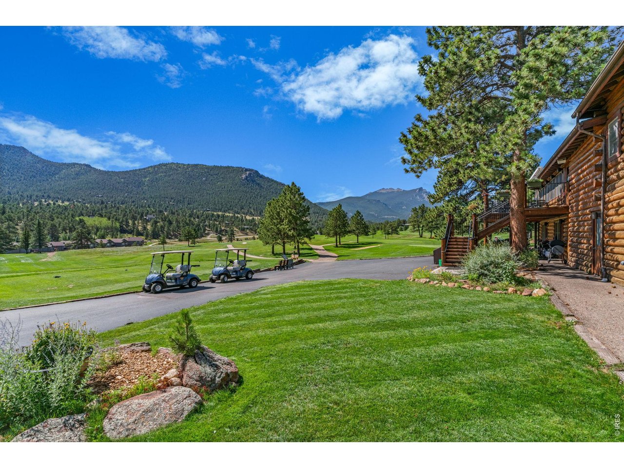 1050 S Saint Vrain Ave L-4