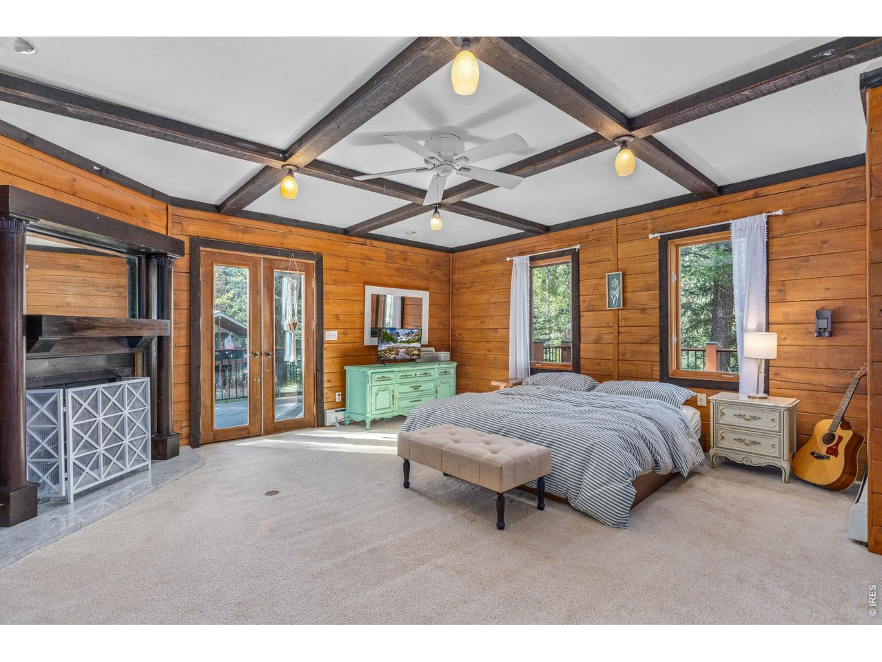 459 Streamside Dr