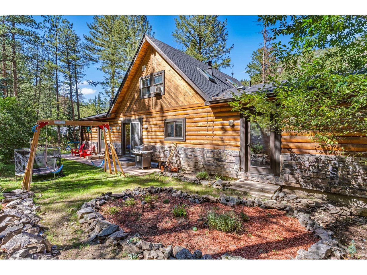 459 Streamside Dr