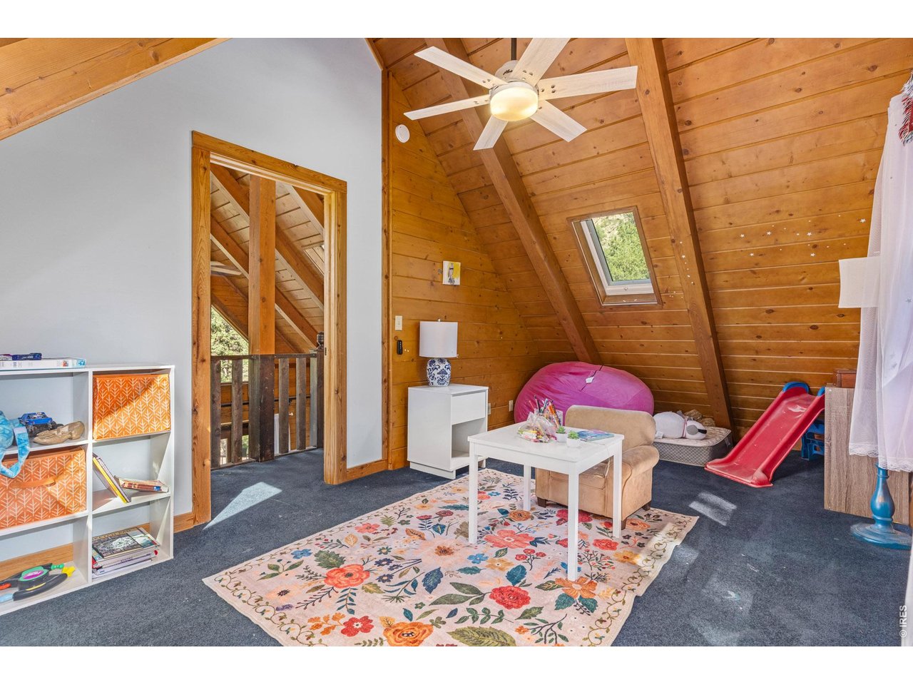 459 Streamside Dr