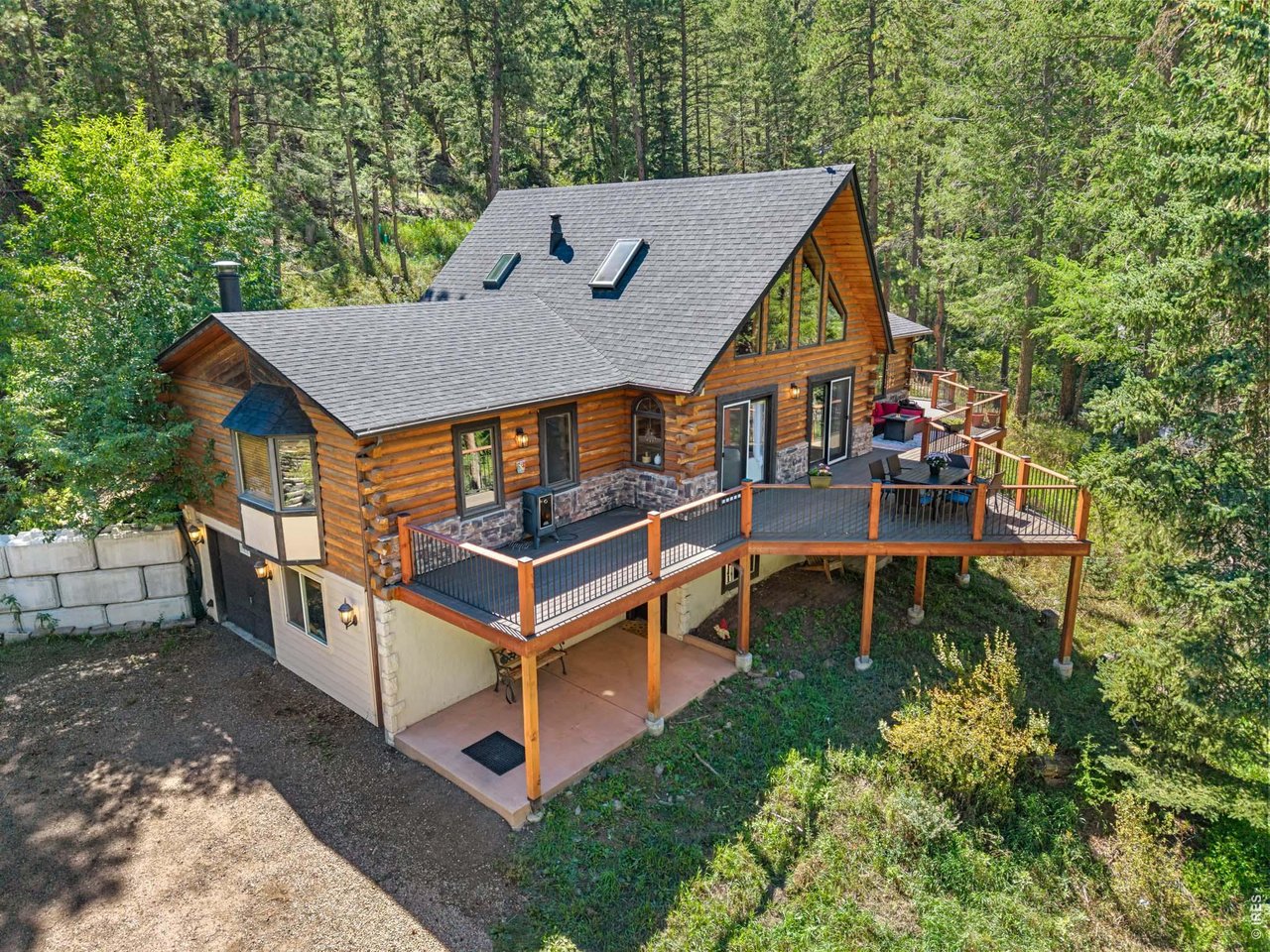 459 Streamside Dr
