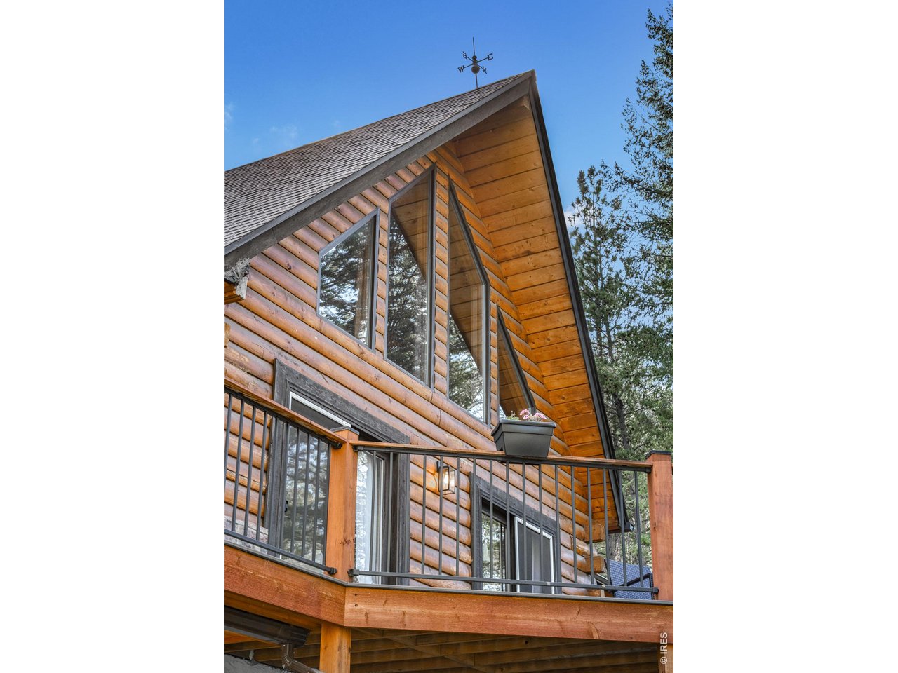 459 Streamside Dr