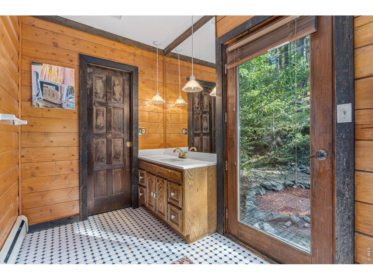 459 Streamside Dr