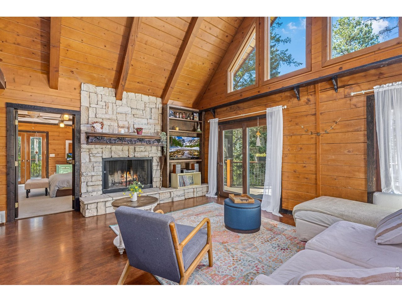 459 Streamside Dr