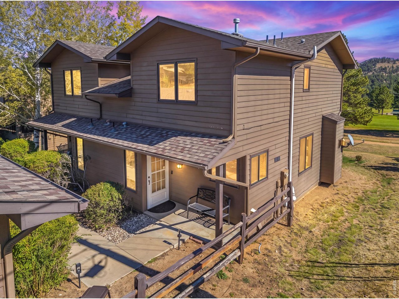 1268 S Saint Vrain Ave Estes Park Co Us 80517 Ire1070600