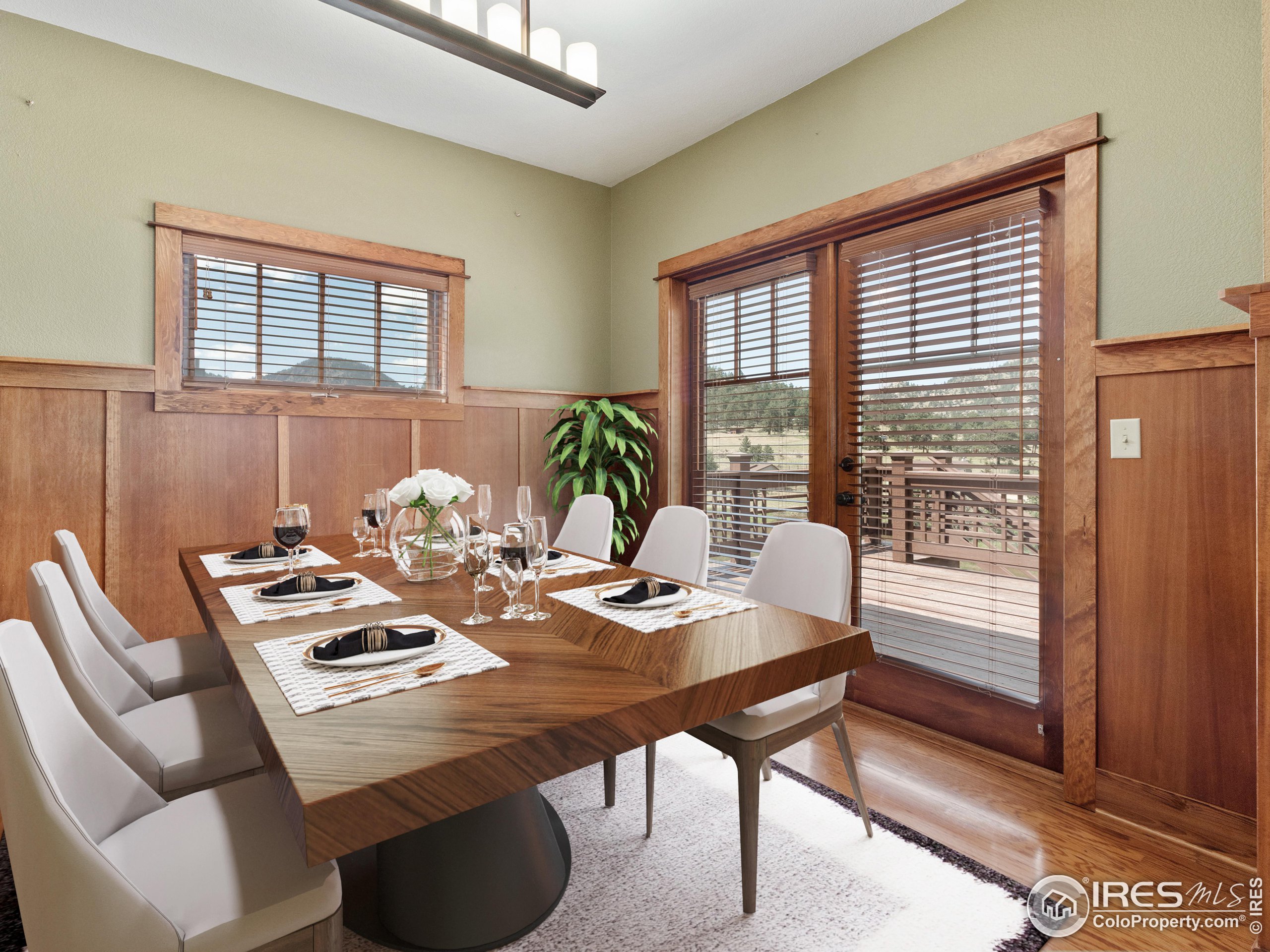 511 Whispering Pines Dr