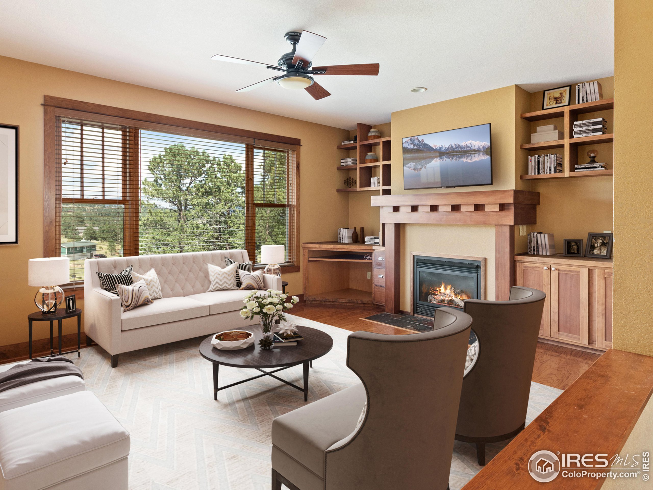 511 Whispering Pines Dr