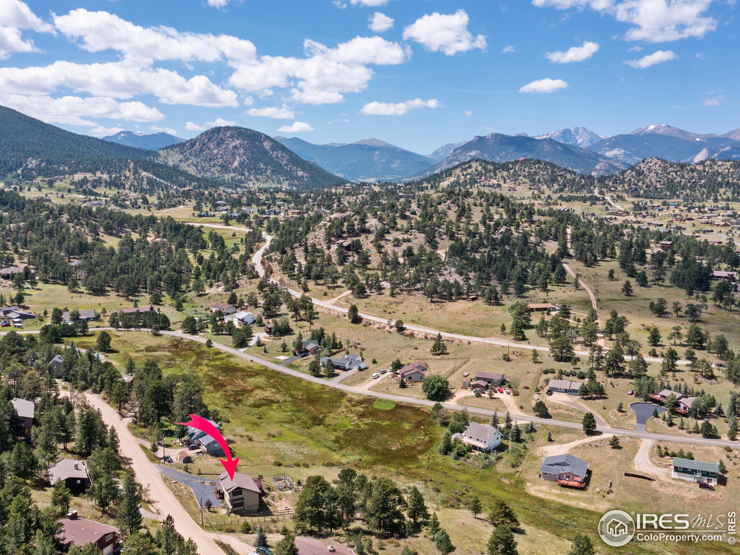 511 Whispering Pines Dr