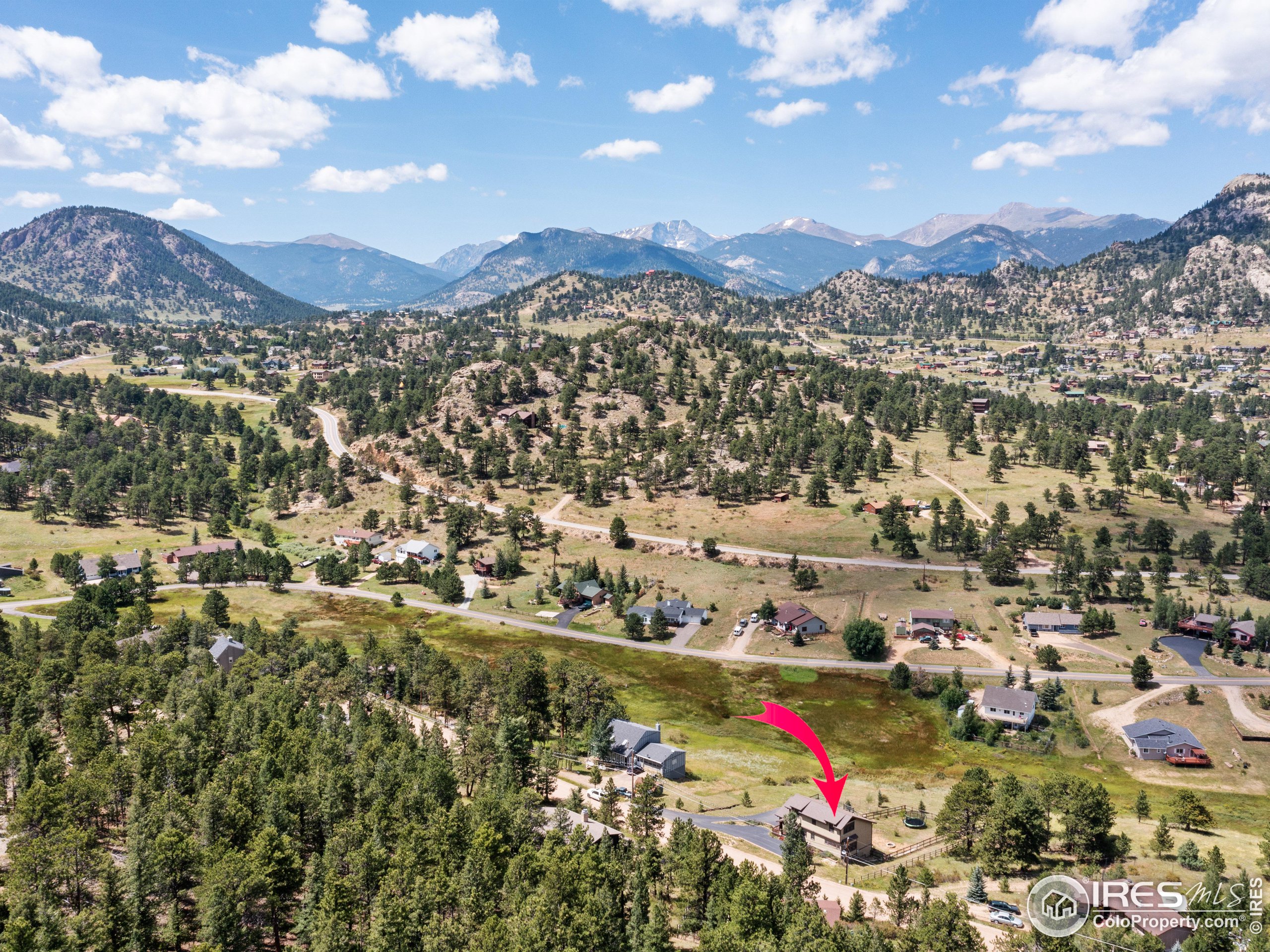 511 Whispering Pines Dr