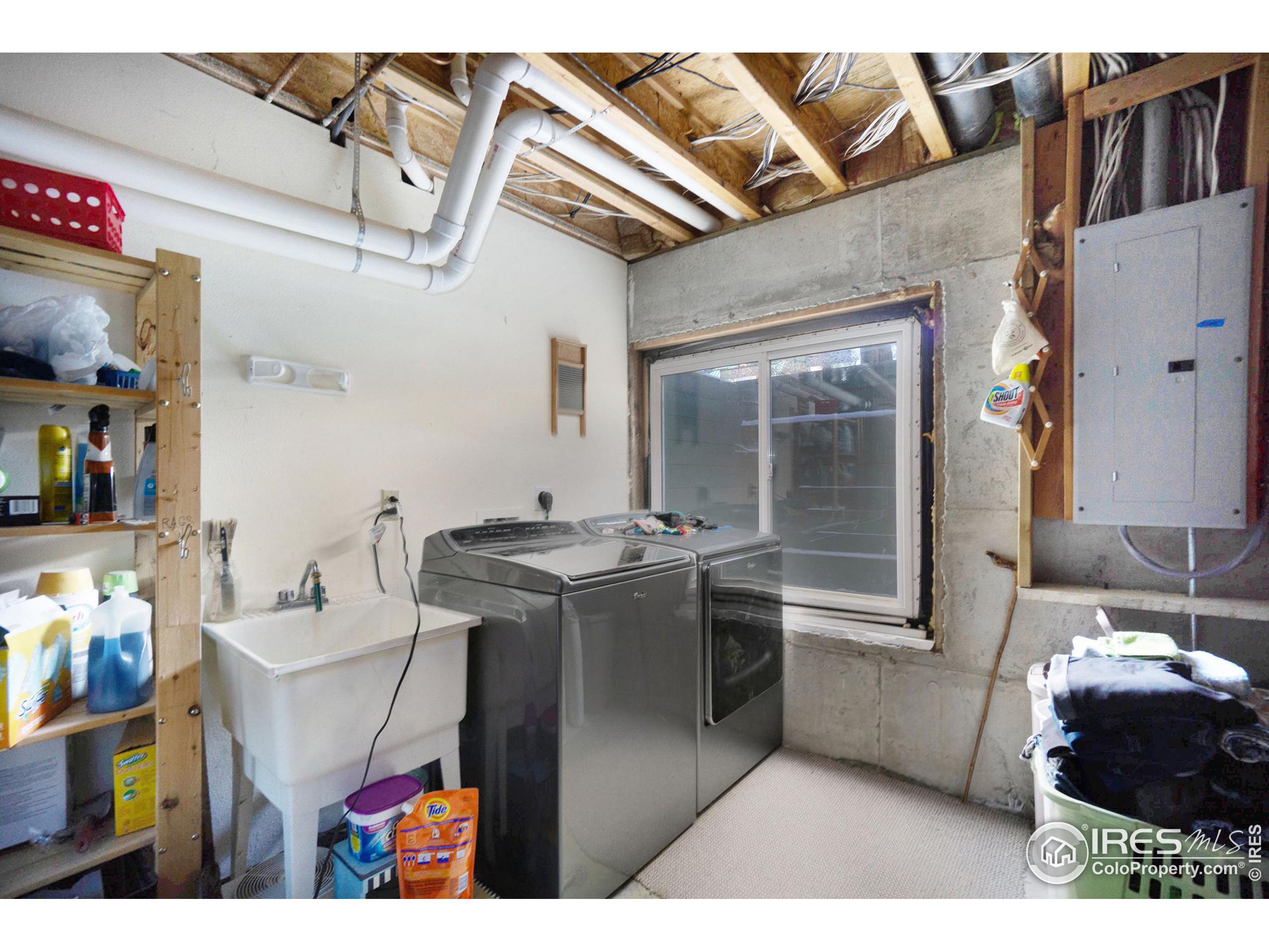 1557 Dunraven Glade Rd