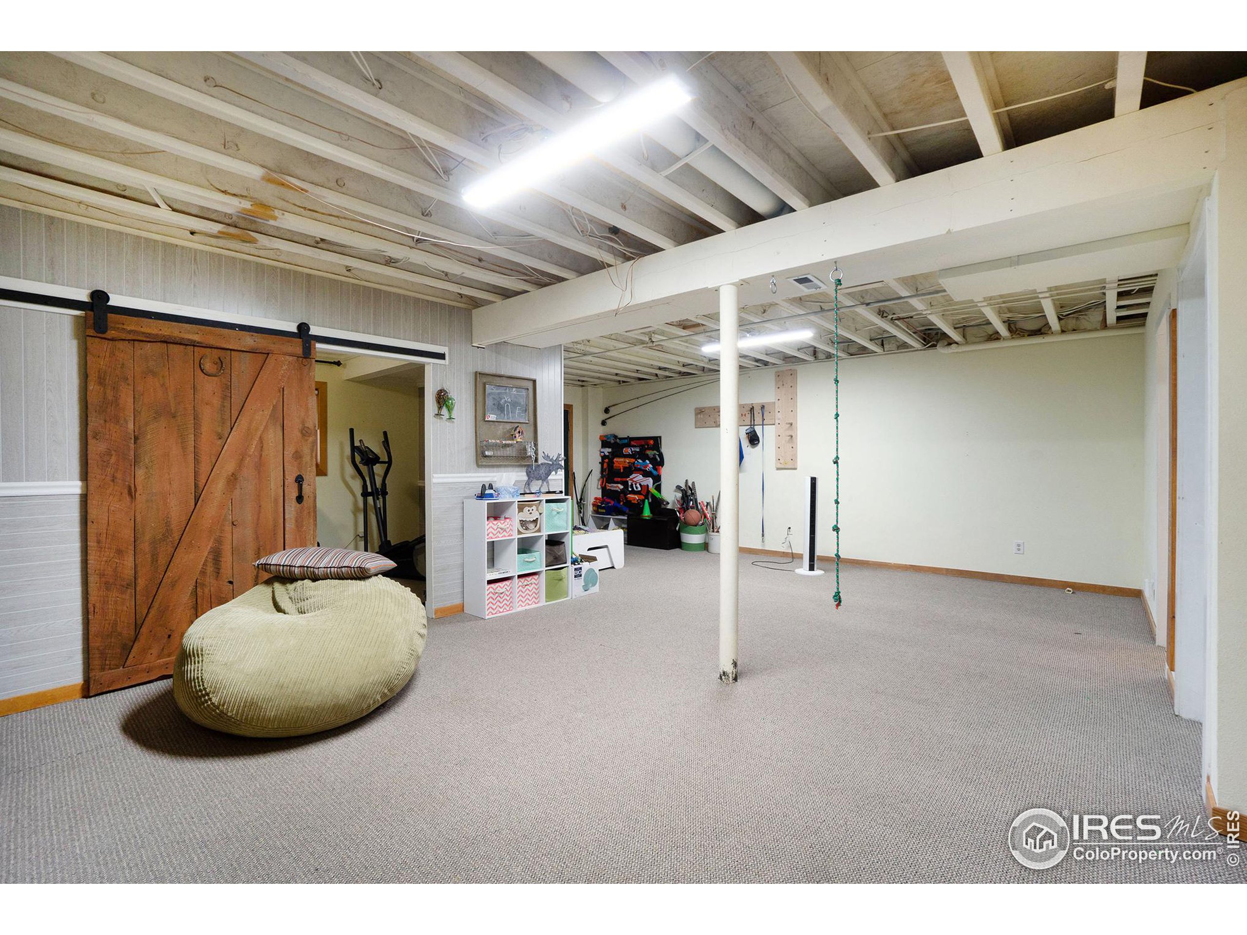 1557 Dunraven Glade Rd