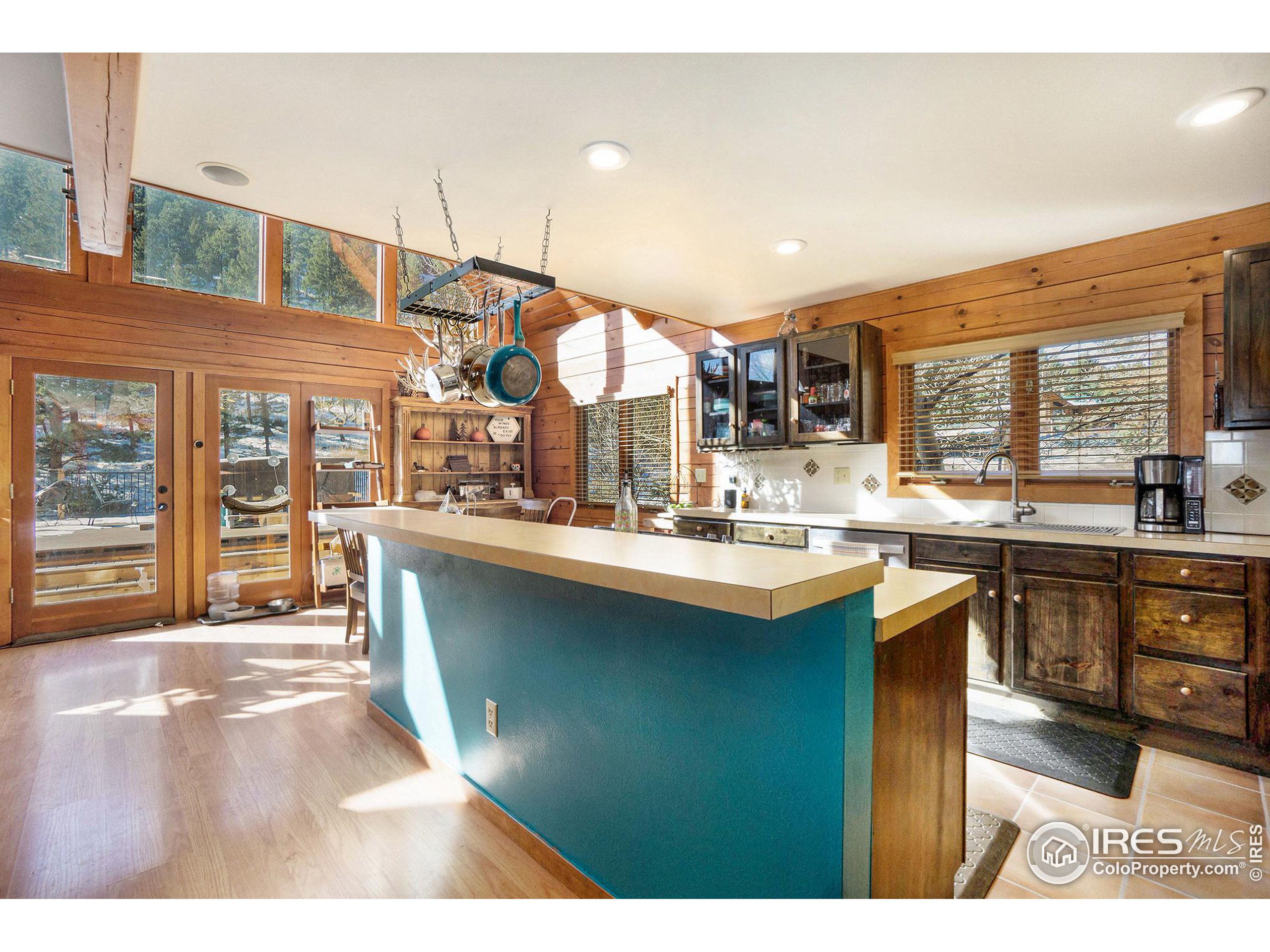 1557 Dunraven Glade Rd