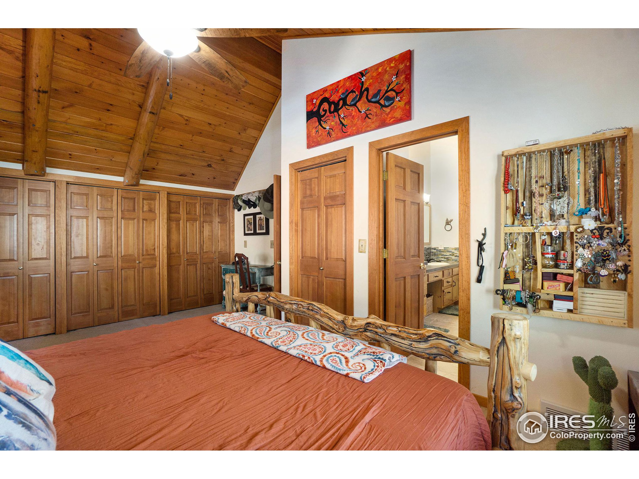 1557 Dunraven Glade Rd