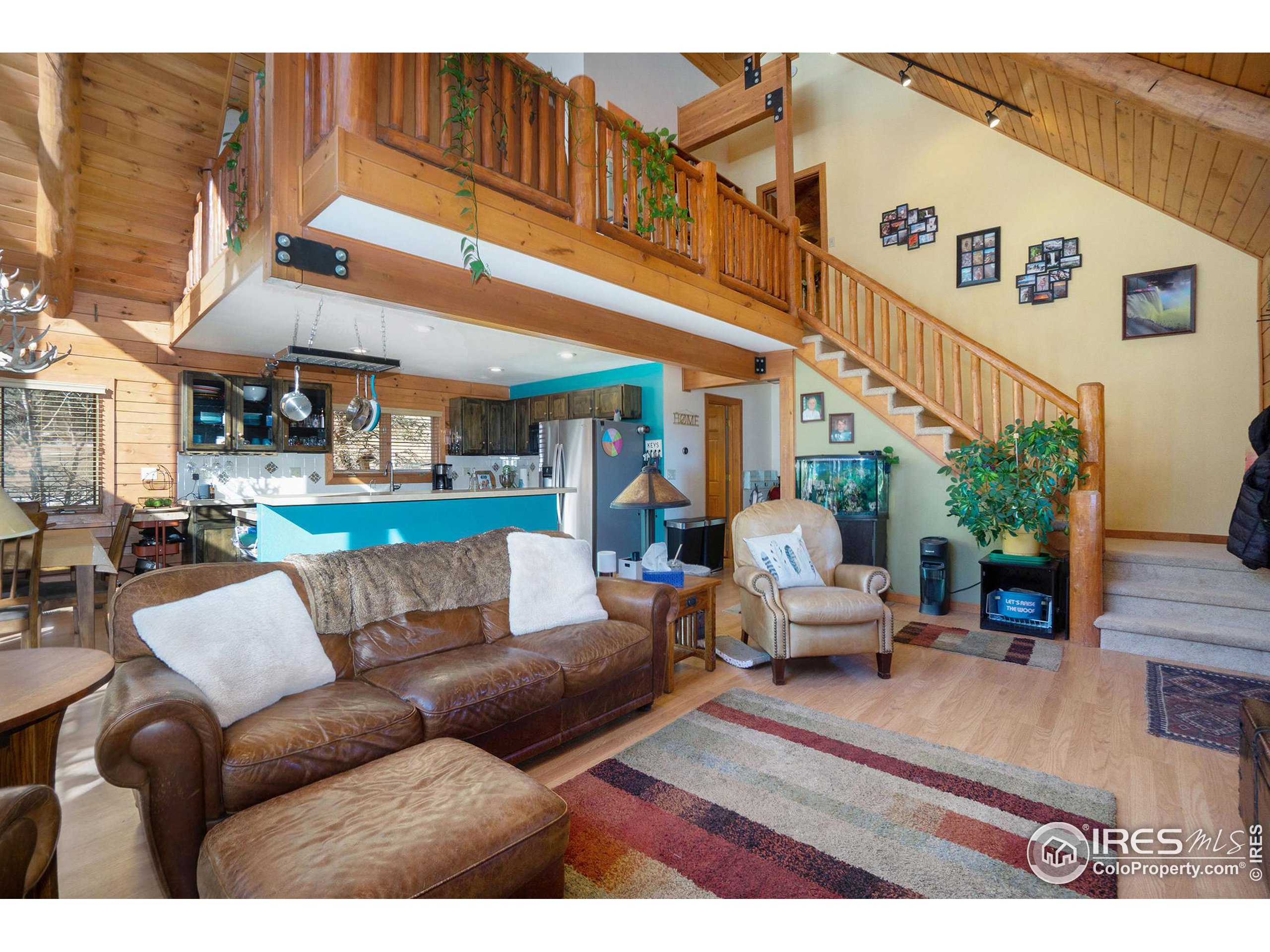 1557 Dunraven Glade Rd