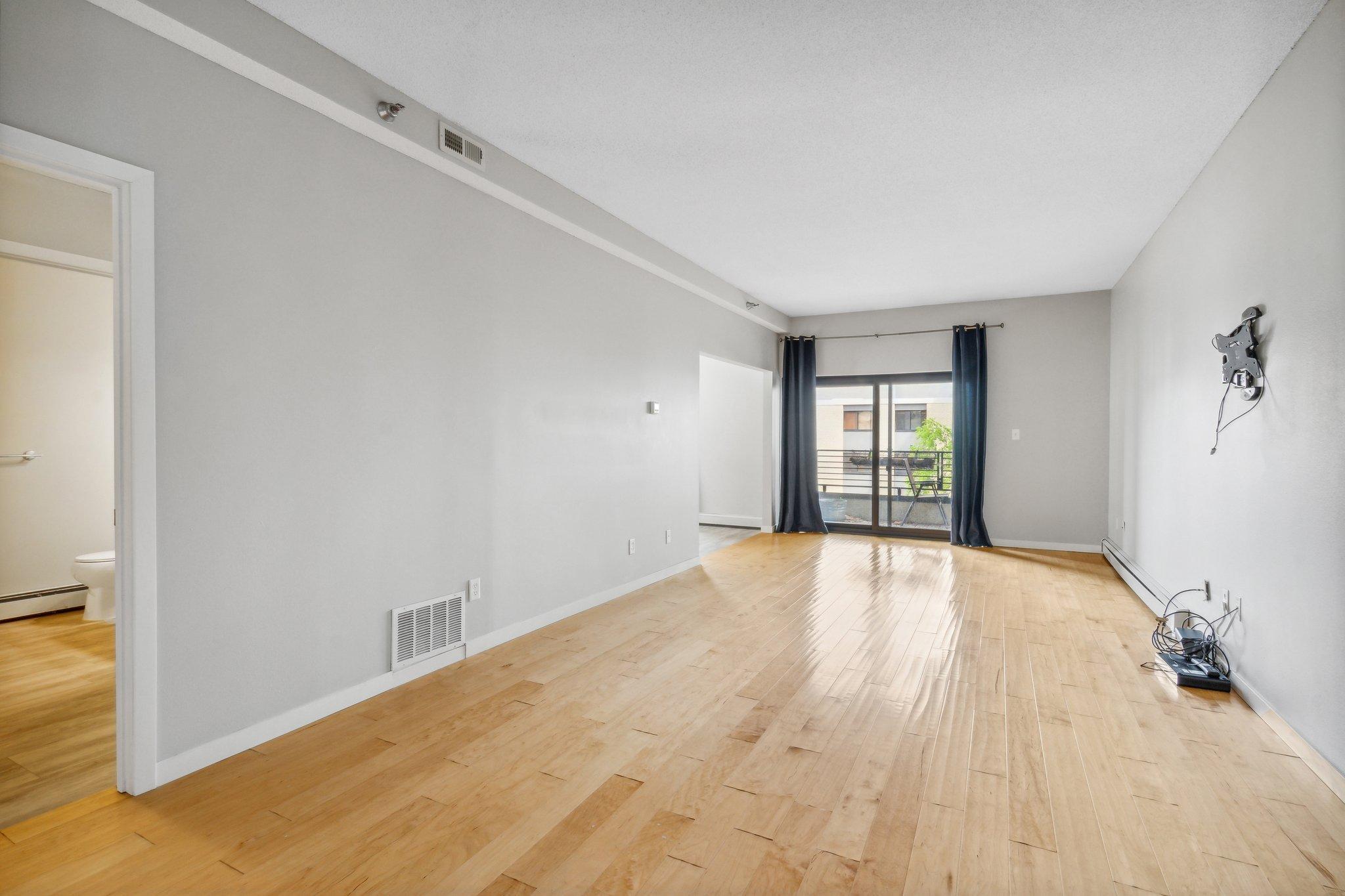 50 Groveland Terrace Unit: C101