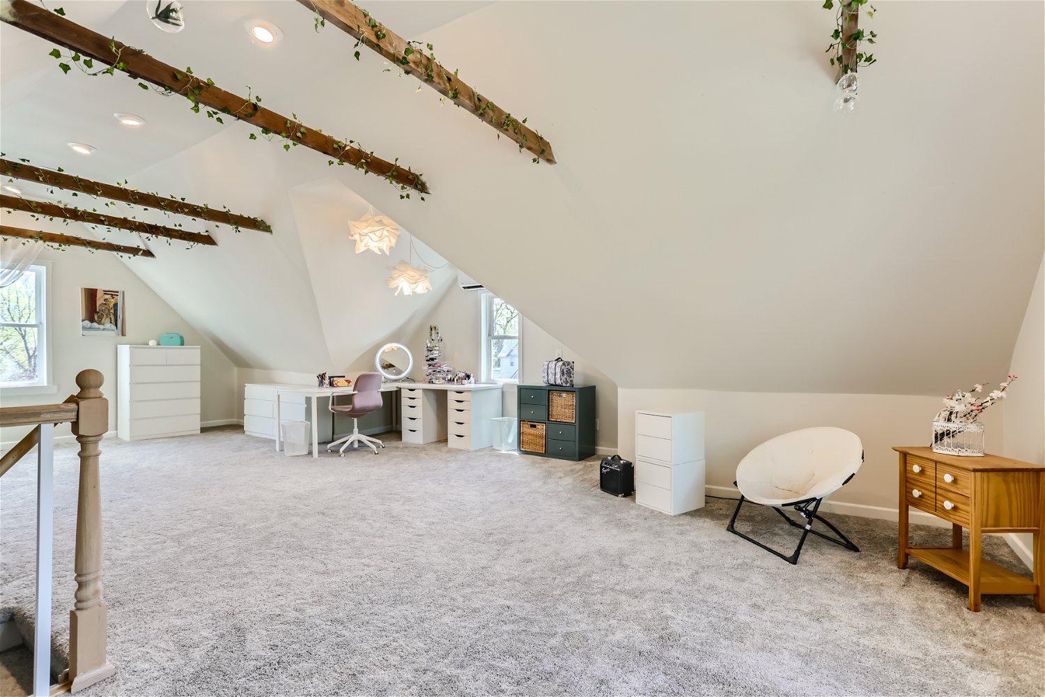 444 Wheeler Street N