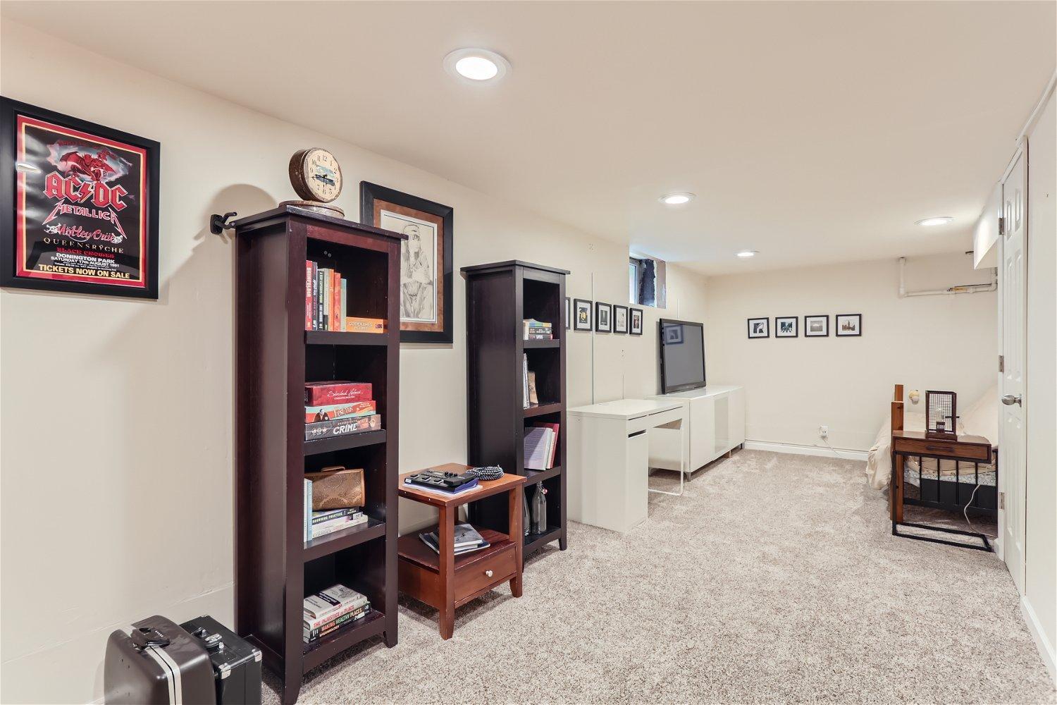 444 Wheeler Street N