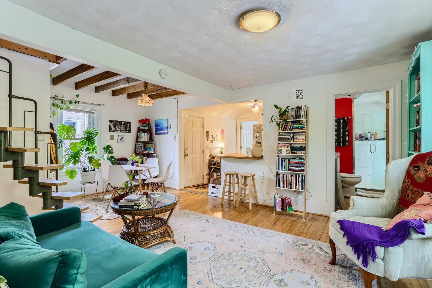 1860 Saint Clair Avenue