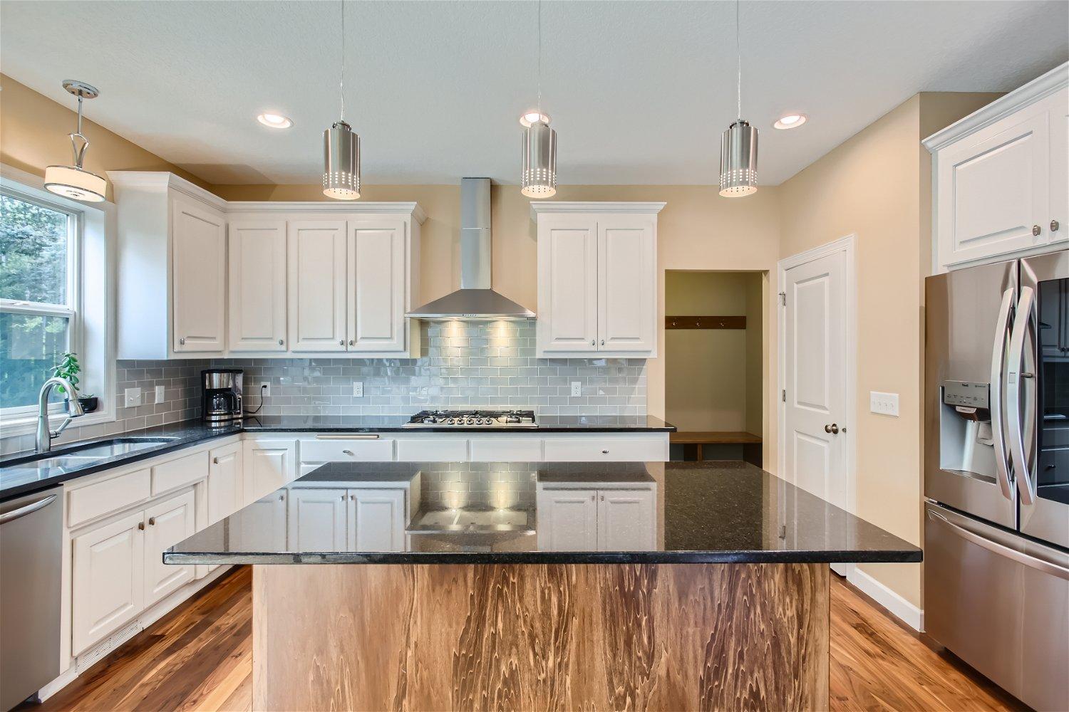 5855 Buffalo Lane