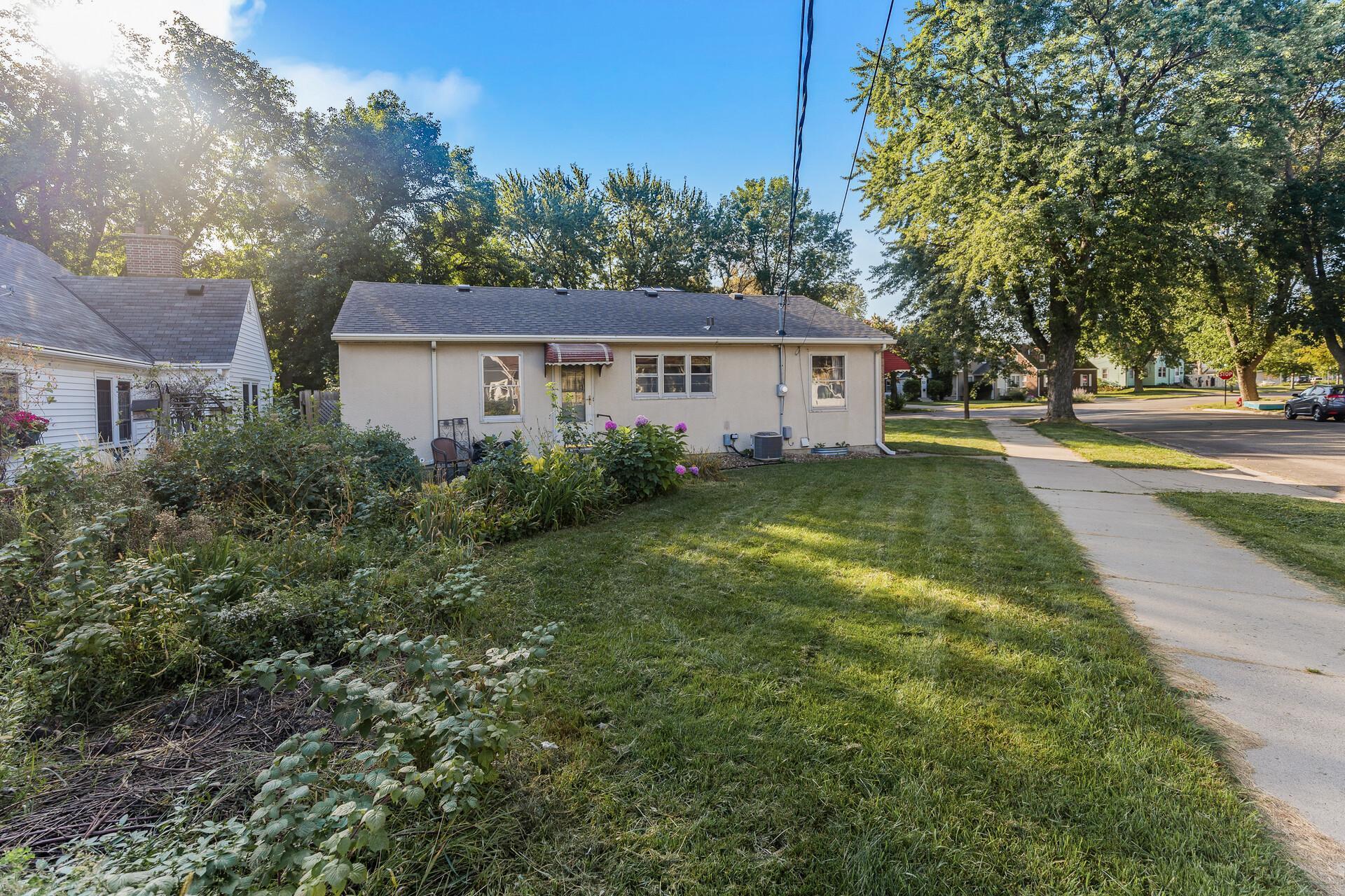 959 Dodd Road