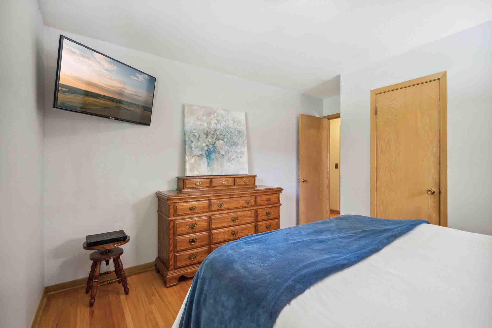 7240 Pleasant Avenue