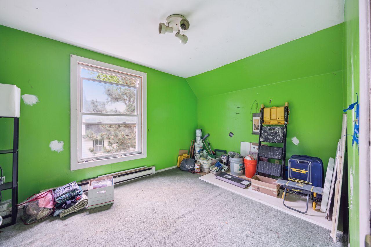 1720 3rd Street NE
