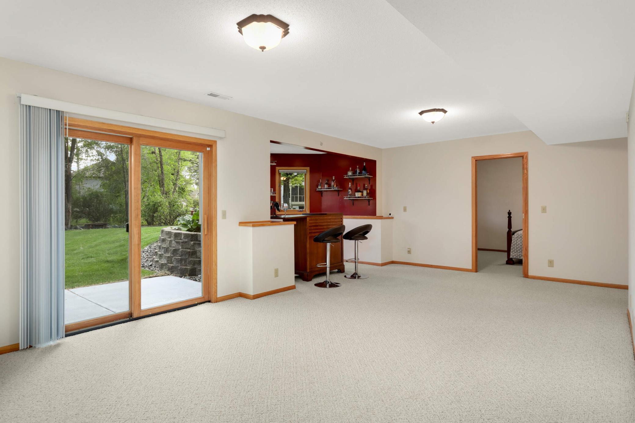 5732 Pond Court