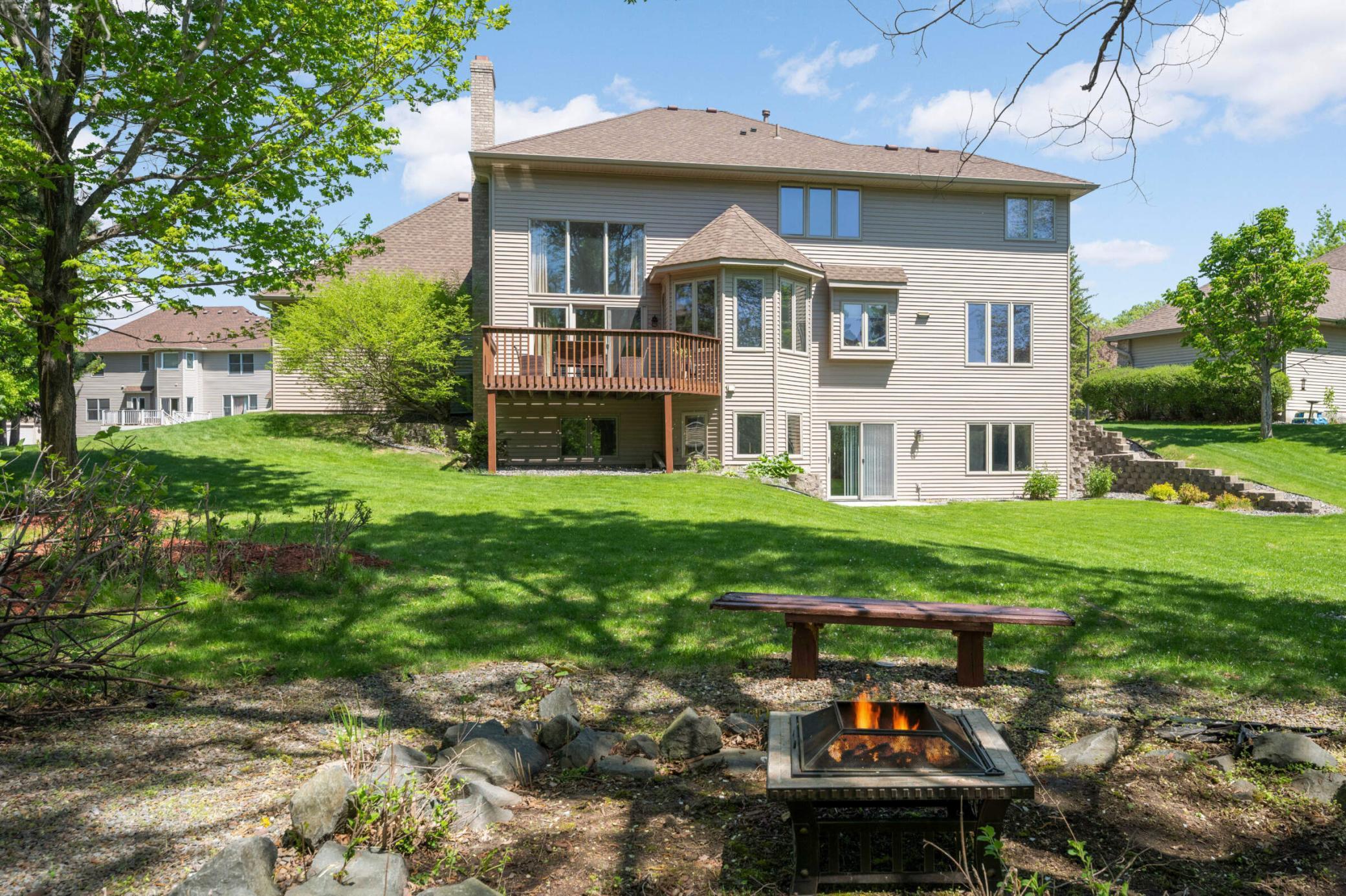 5732 Pond Court