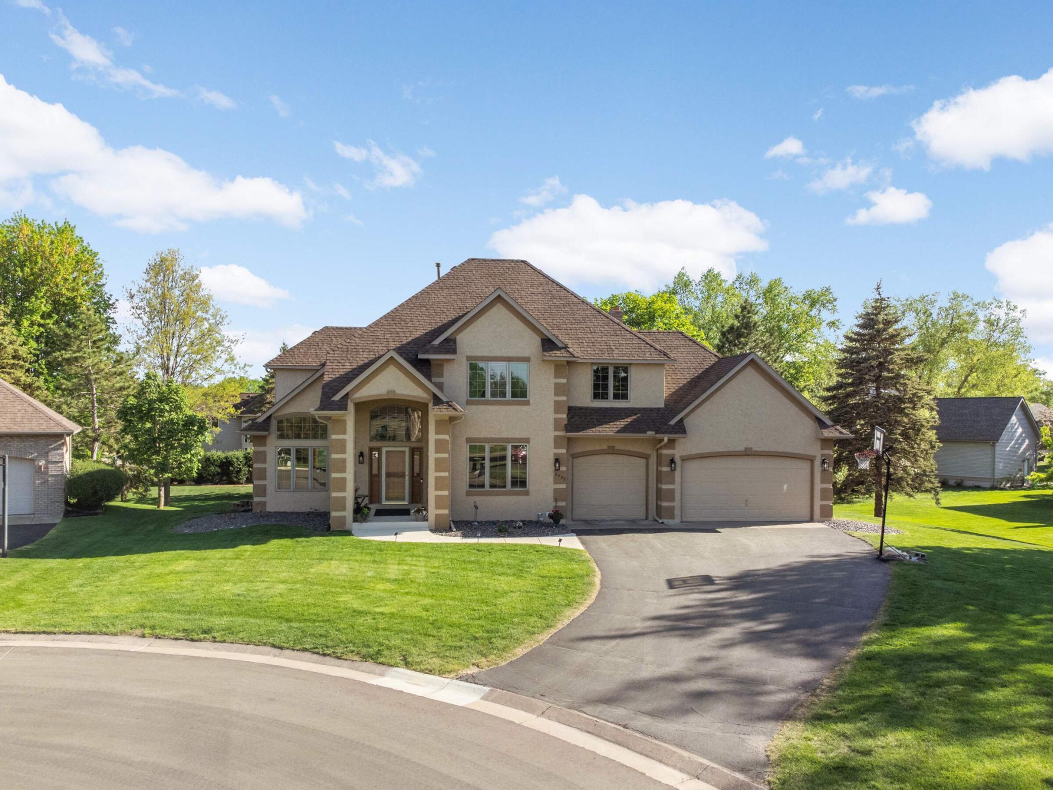 5732 Pond Court