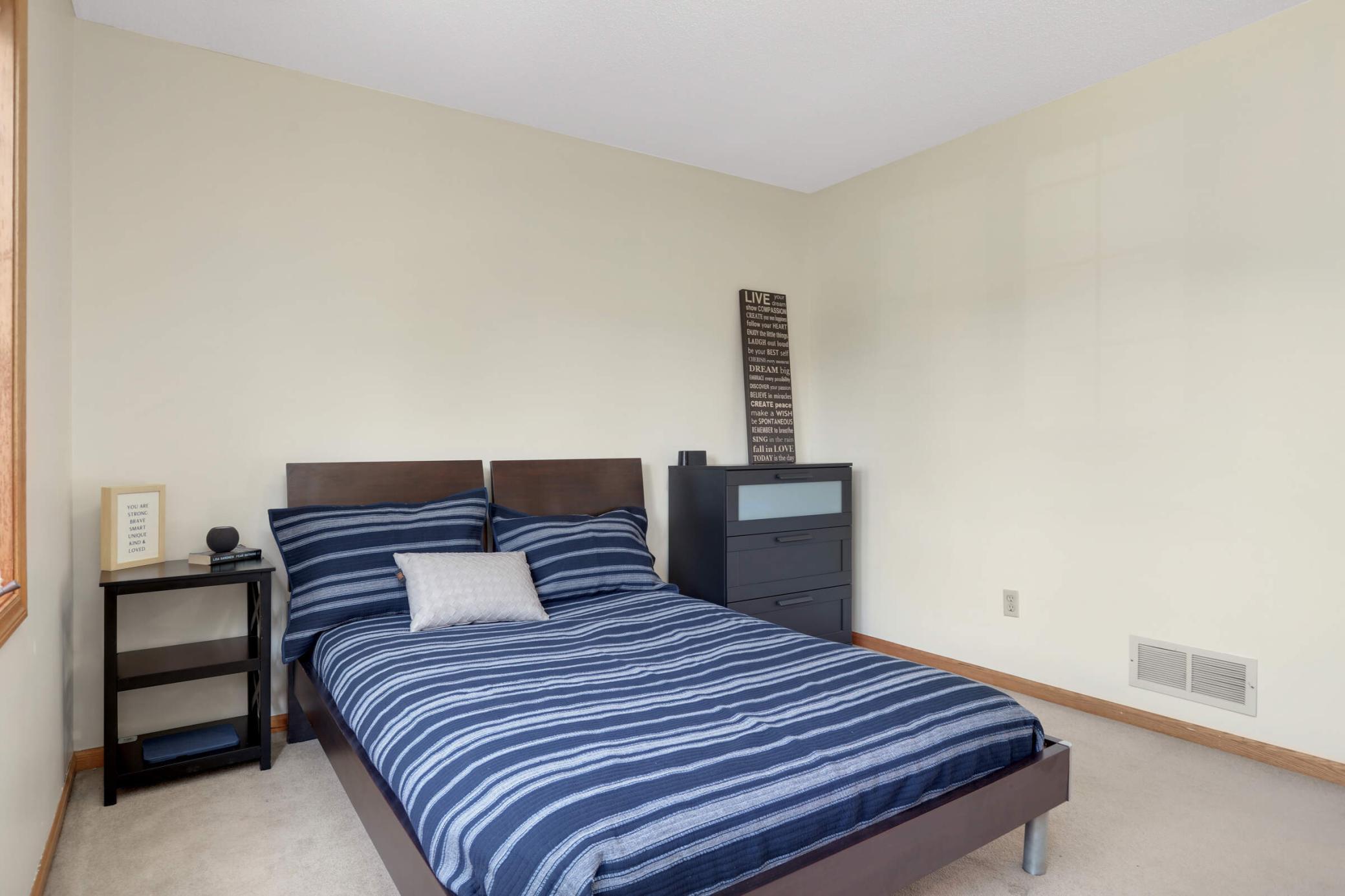 5732 Pond Court