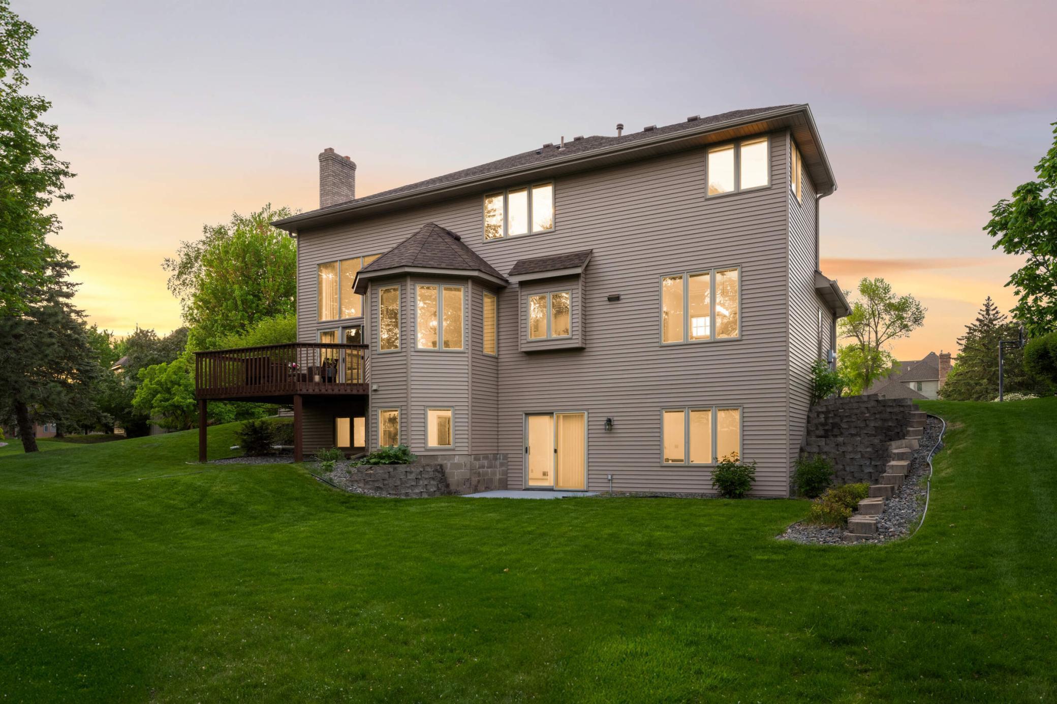 5732 Pond Court