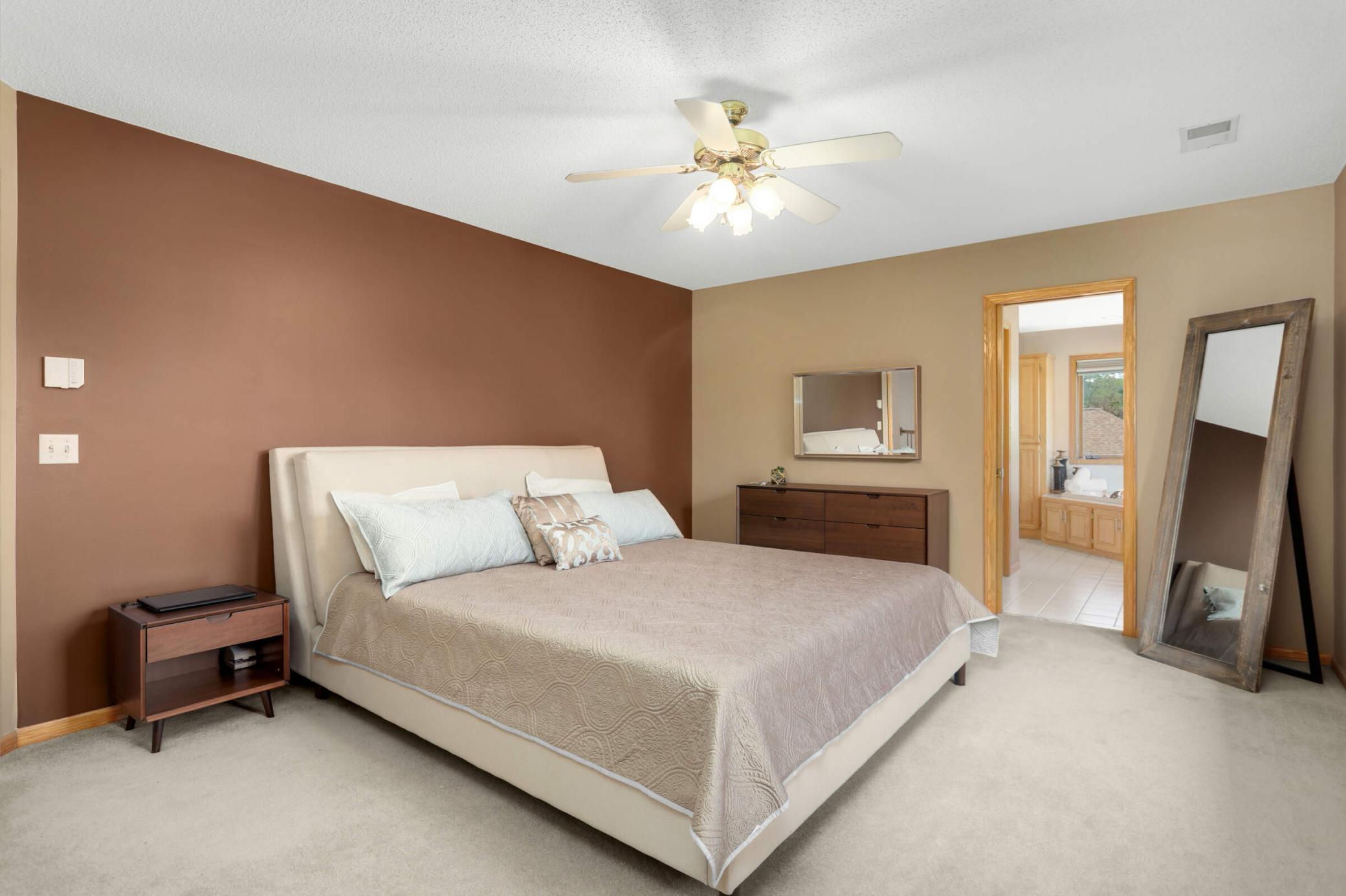 5732 Pond Court