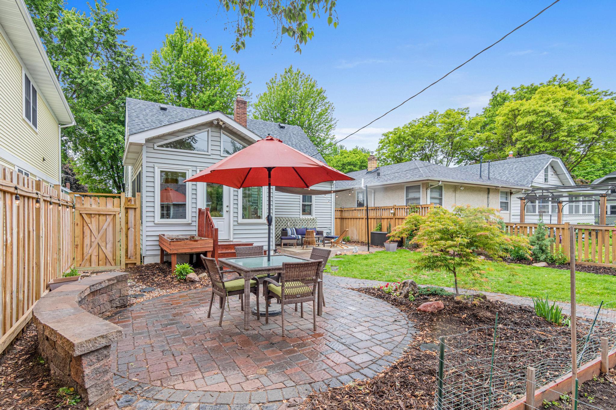 1391 Jefferson Avenue