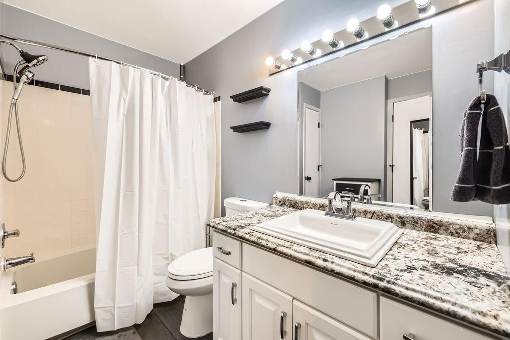 2060 Pathways Drive Unit: 13