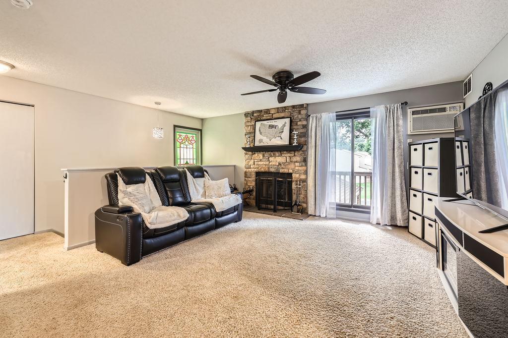 2060 Pathways Drive Unit: 13