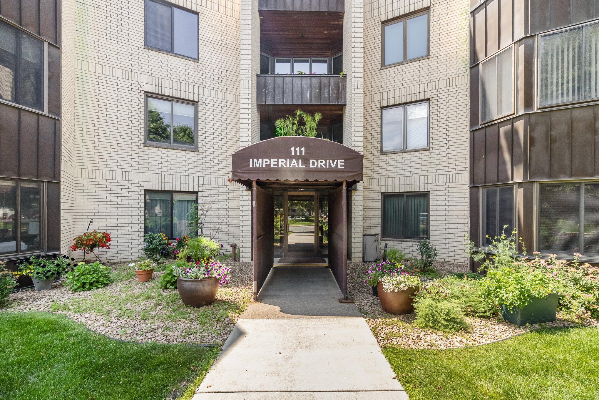 111 Imperial Drive W Unit: 107