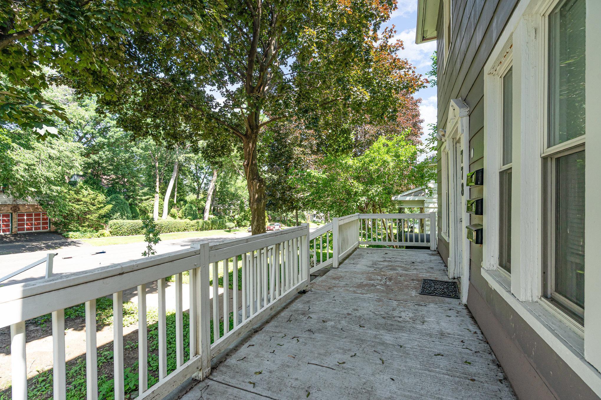 778 Winslow Street Unit: 2