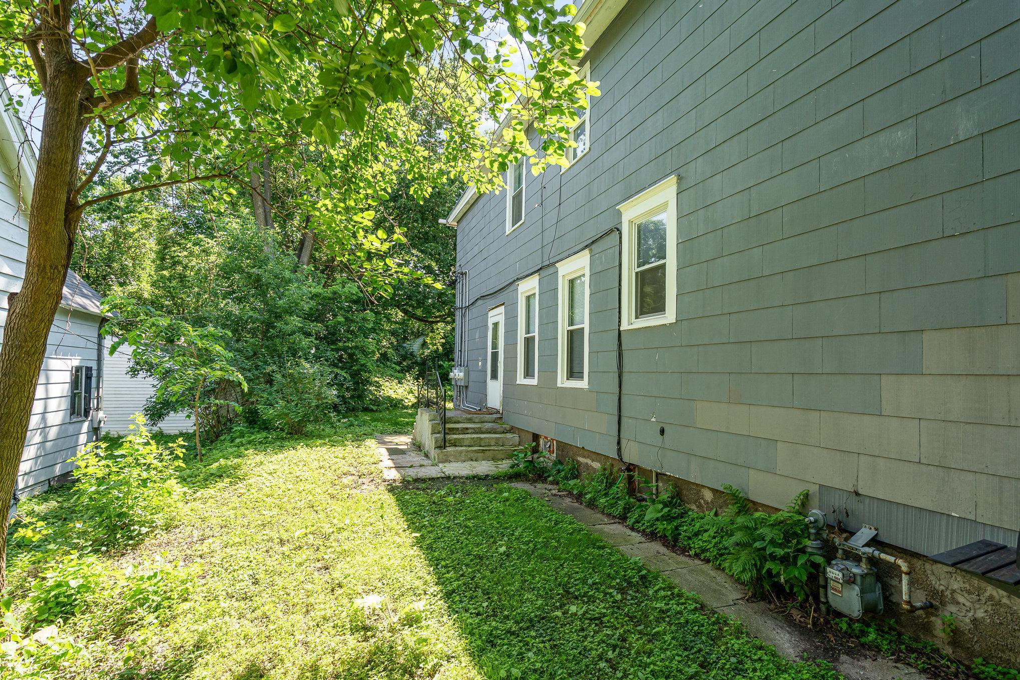 778 Winslow Street Unit: 2