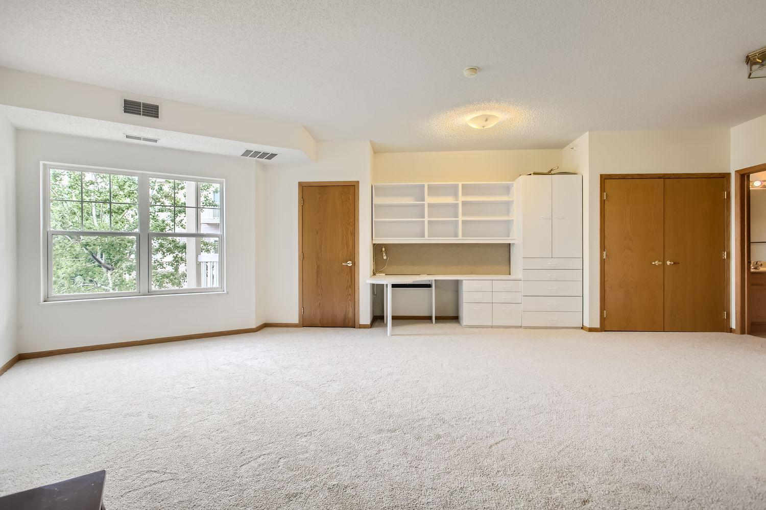 4824 E 53rd Street Unit: 410