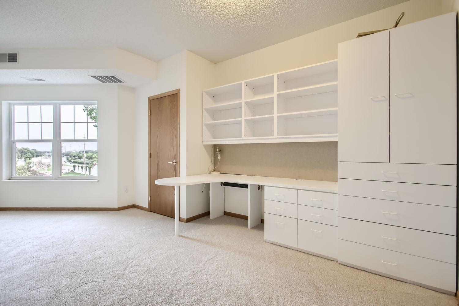 4824 E 53rd Street Unit: 410