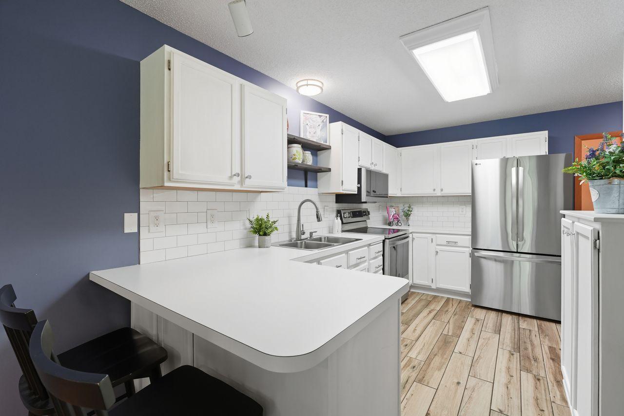 1825 Donegal Drive Unit: 1