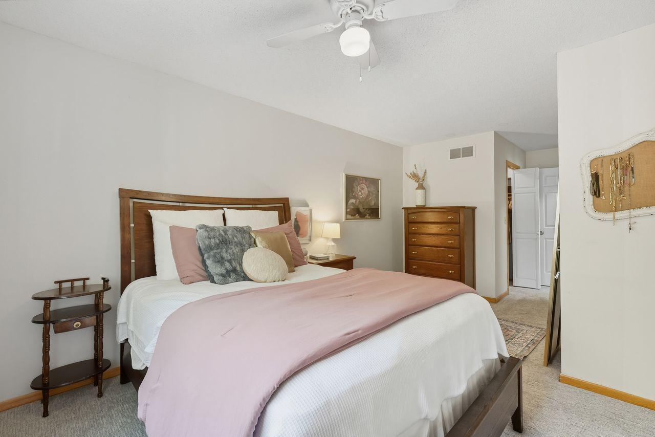 1825 Donegal Drive Unit: 1