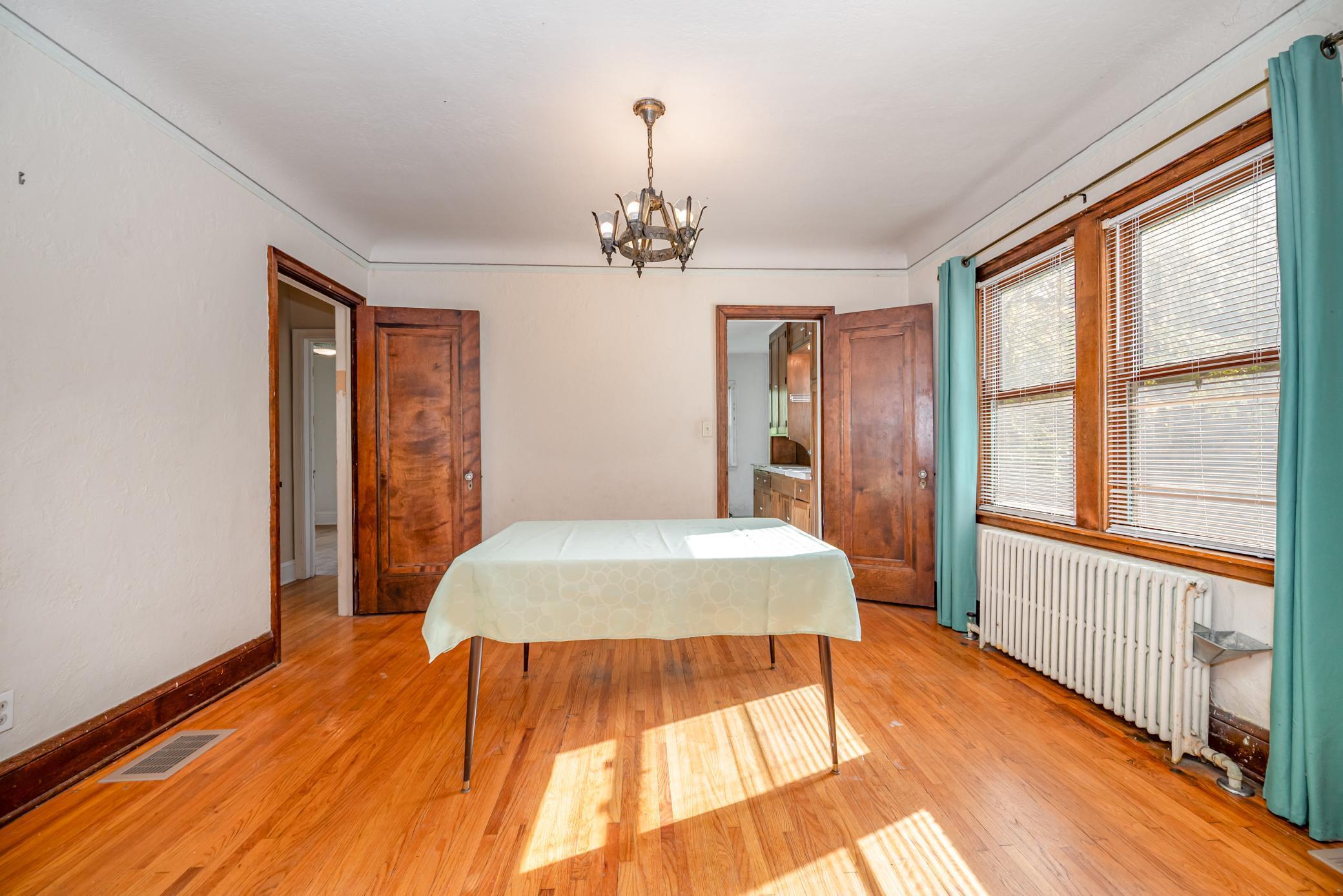 5421 Pillsbury Avenue S