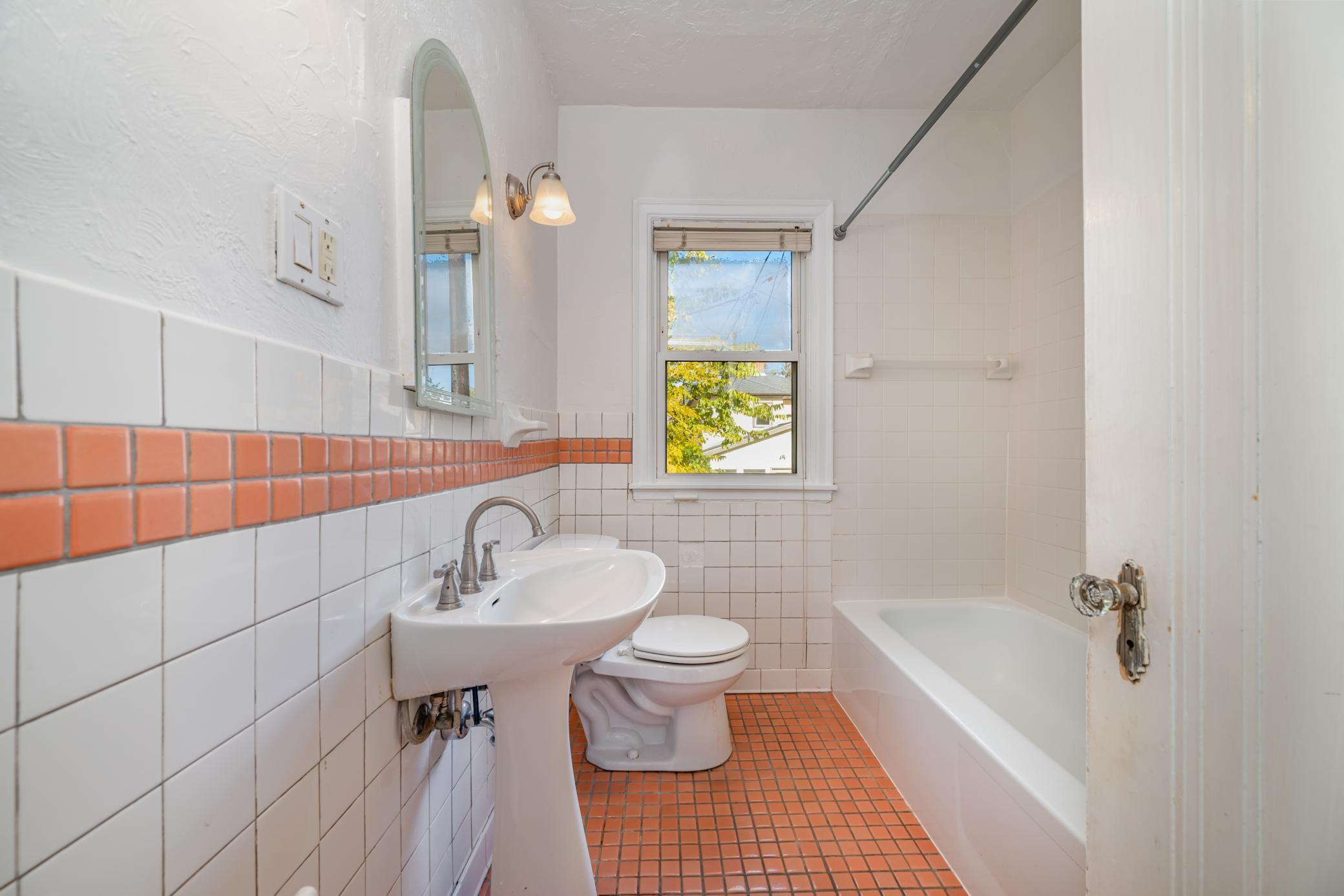 5421 Pillsbury Avenue S