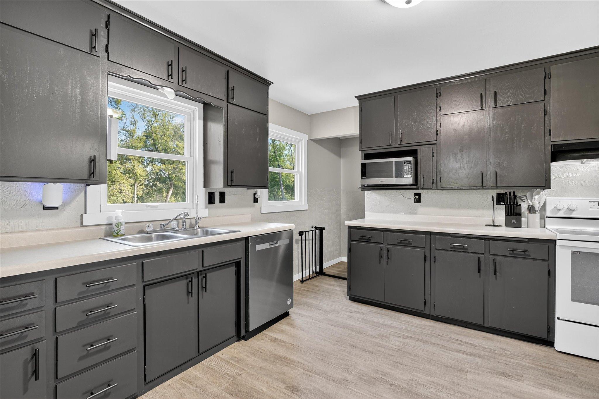 20333 Basalt Street NW